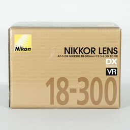 Nikon AF-S DX NIKKOR 18-300mm f/3.5-6.3G ED VR