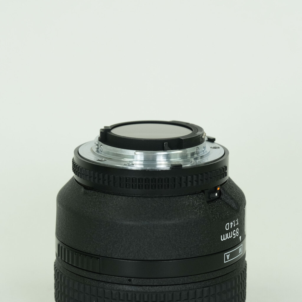 Nikon Ai AF Nikkor 85mm F1.4D IF