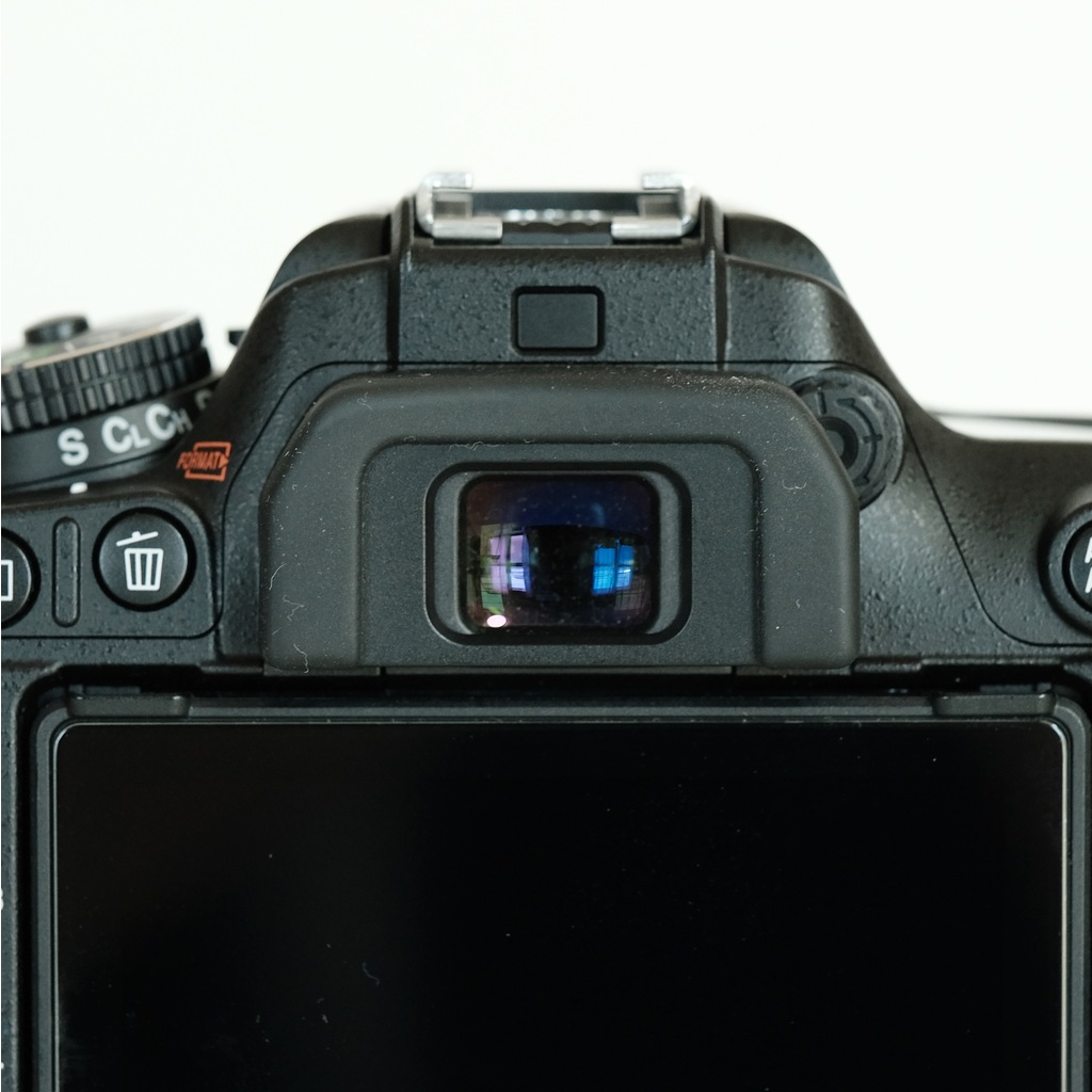 Nikon D7500の出品 | ONE SCENE（ワンシーン）