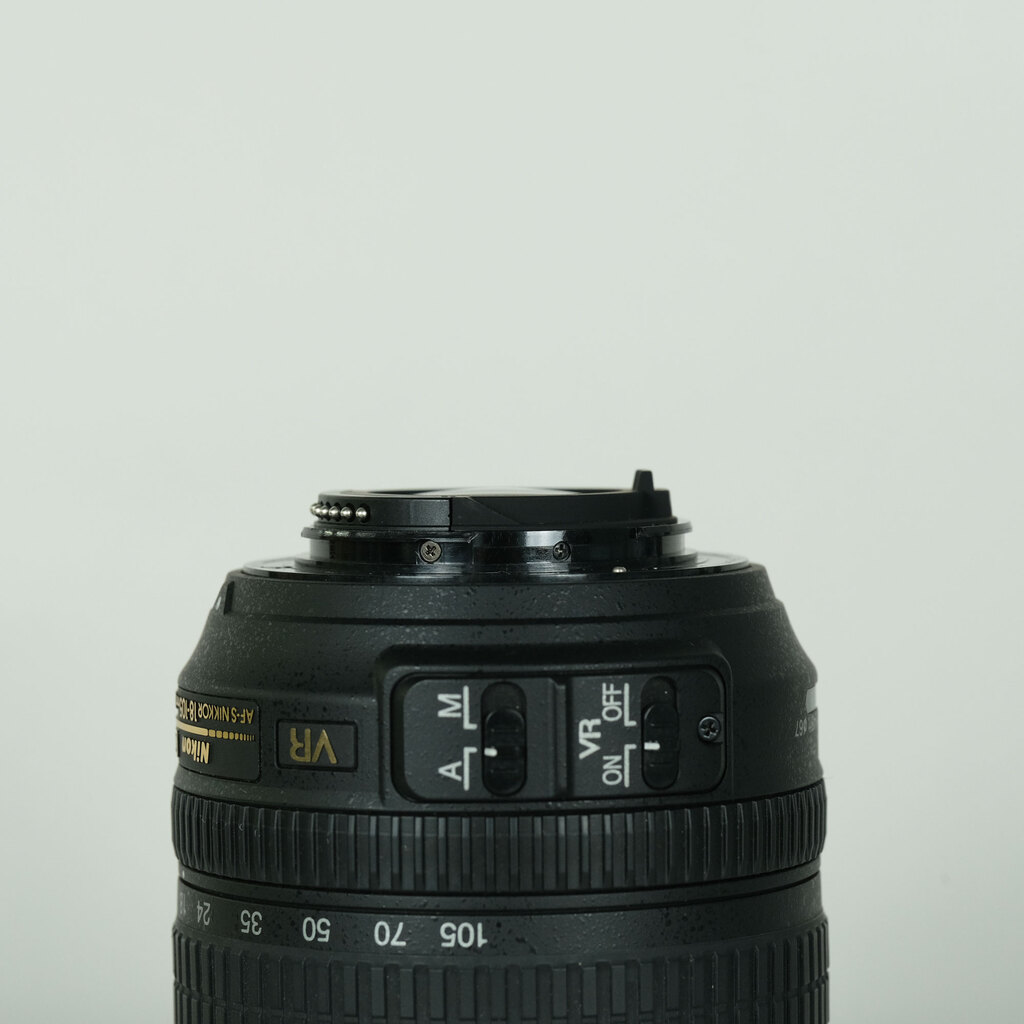 Nikon AF-S DX NIKKOR 18-105mm VR 【美品・元箱】 Nikon AF-S DX NIKKOR 18-105mm F3.5-5.6G ED VRの出品 | ONE SCENE