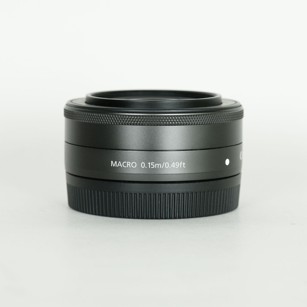 Canon EF-M22mm F2 STM Canon EF-M22mm F2 STM