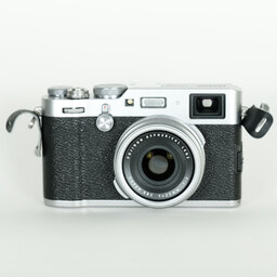 FUJIFILM X100F シルバー