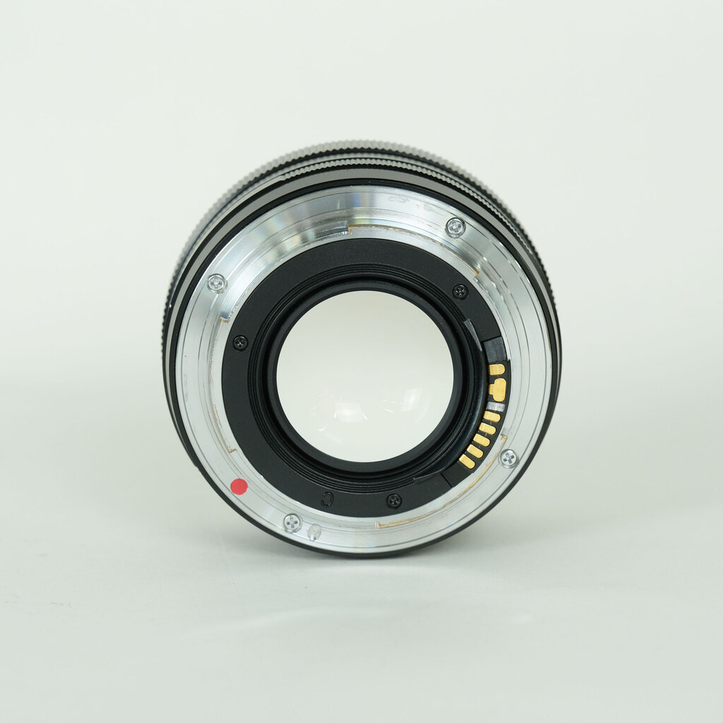 Carl Zeiss Planar T* 50mm F1.4 ZE [キヤノンEF用]の出品 | ONE SCENE