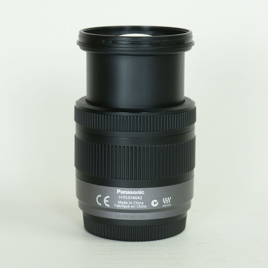 Panasonic LUMIX G 14-42mm F3.5-5.6 ASPH. MEGA O.I.S. H-FS014042