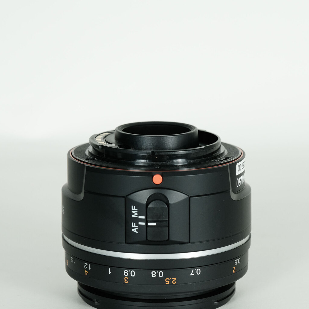 SONY 85mm F2.8 SAM SAL85F28