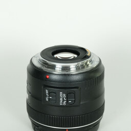 Canon EF35mm F2 IS USM Canon EF35mm F2 IS USM