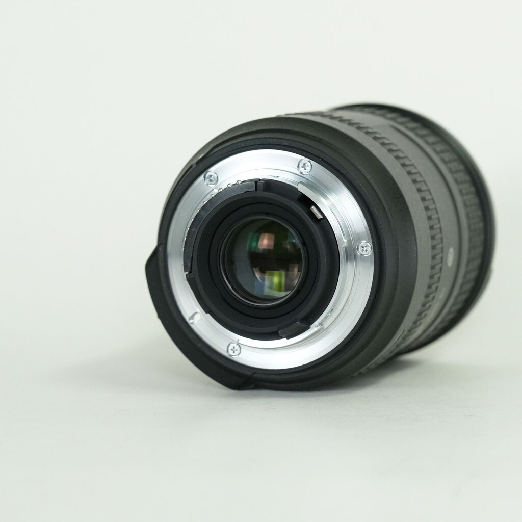 Nikon AF-S DX NIKKOR 18-200mm F3.5-5.6G ED VR II