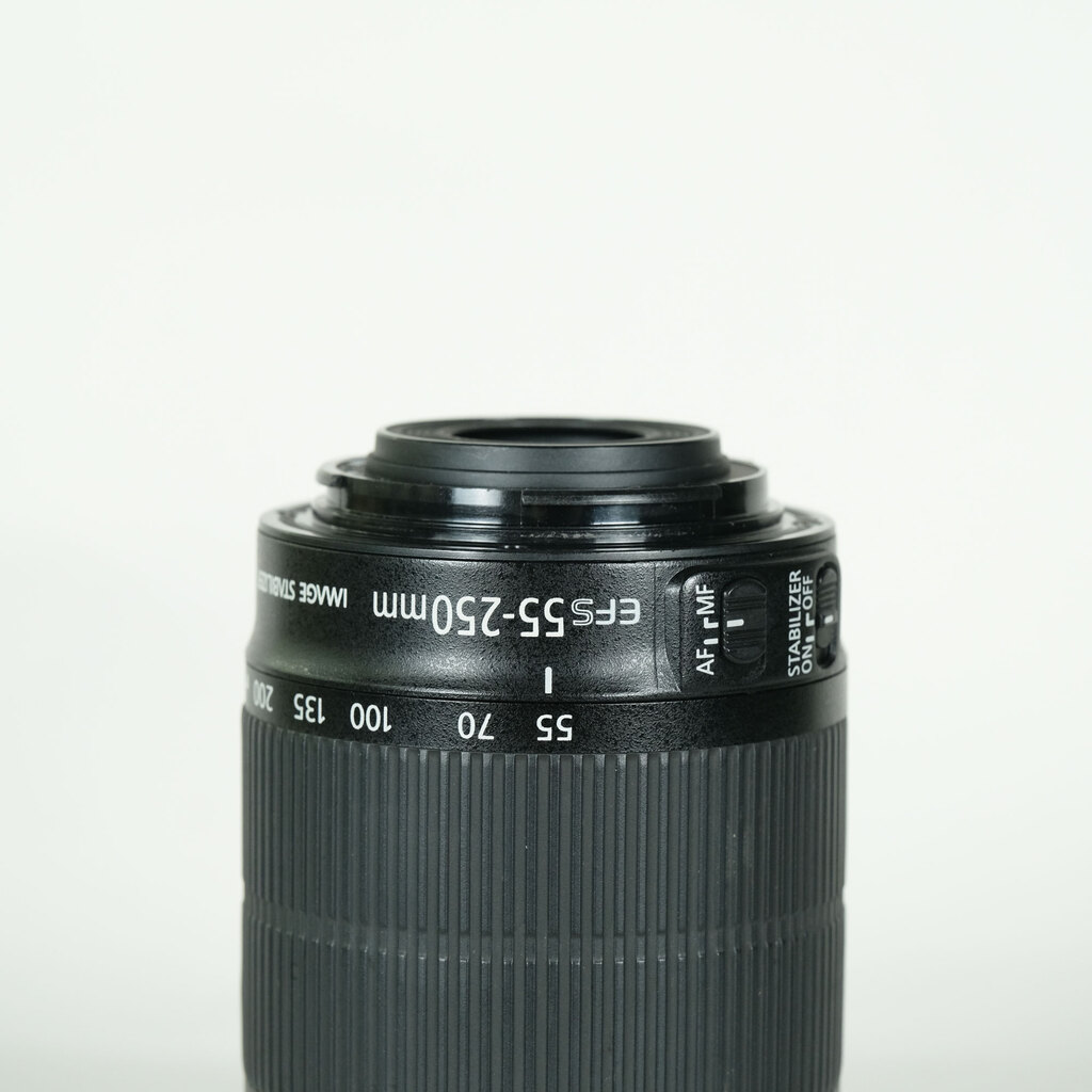 Canon EF-S55-250mm F4-5.6 IS STMの出品 | ONE SCENE（ワンシーン）