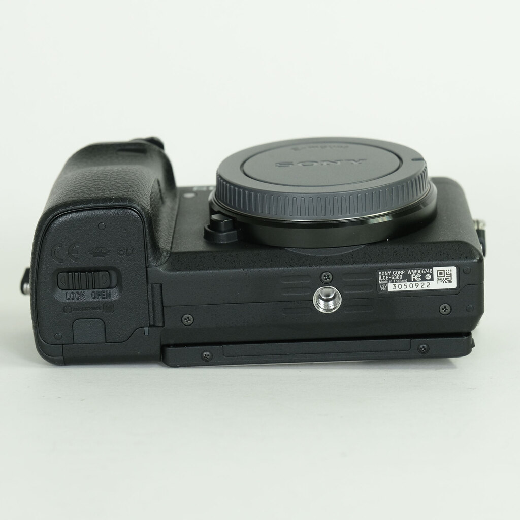SONY α6300(ILCE-6300) SONY α6300(ILCE-6300)