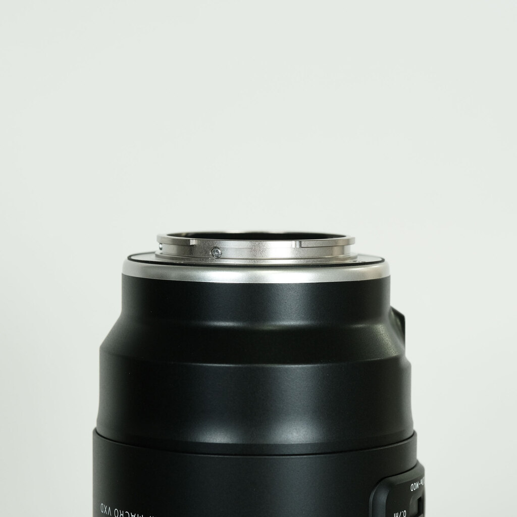 TAMRON 90mm F/2.8 Di III MACRO VXD [ソニーE用]