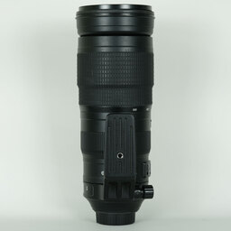 Nikon AF-S NIKKOR 200-500mm f/5.6E ED VR Nikon AF-S NIKKOR 200-500mm f/5.6E ED VR