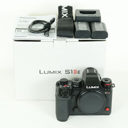 Panasonic LUMIX DC-S1M2ES ボディ
