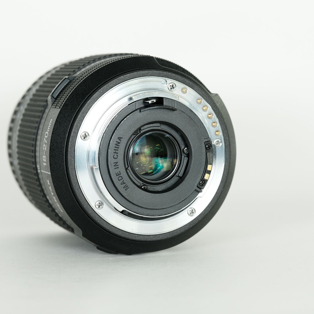 PENTAX smc PENTAX-DA 18-270mmF3.5-6.3ED SDMの出品 | ONE SCENE