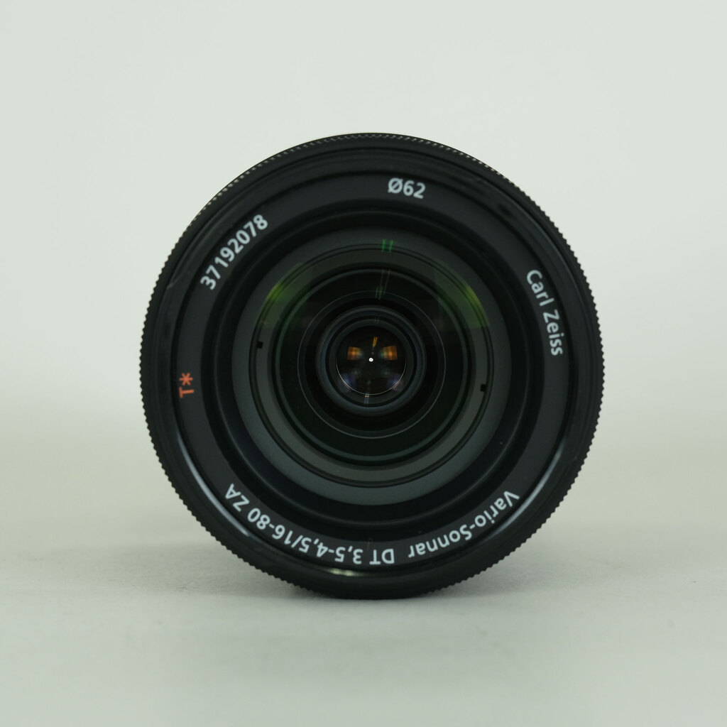 SONY Vario-Sonnar T＊ DT 16-80mm F3.5-4.5 ZA SAL1680Z