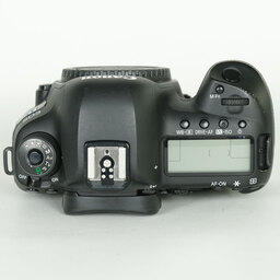 Canon EOS 5D Mark IV Canon EOS 5D Mark IV