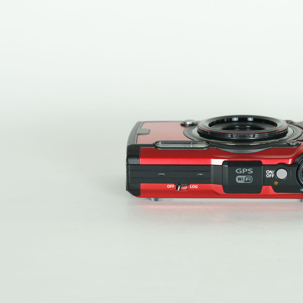 OLYMPUS Tough TG-6 レッド