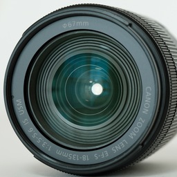 Canon EF-S18-135mm F3.5-5.6 IS USM