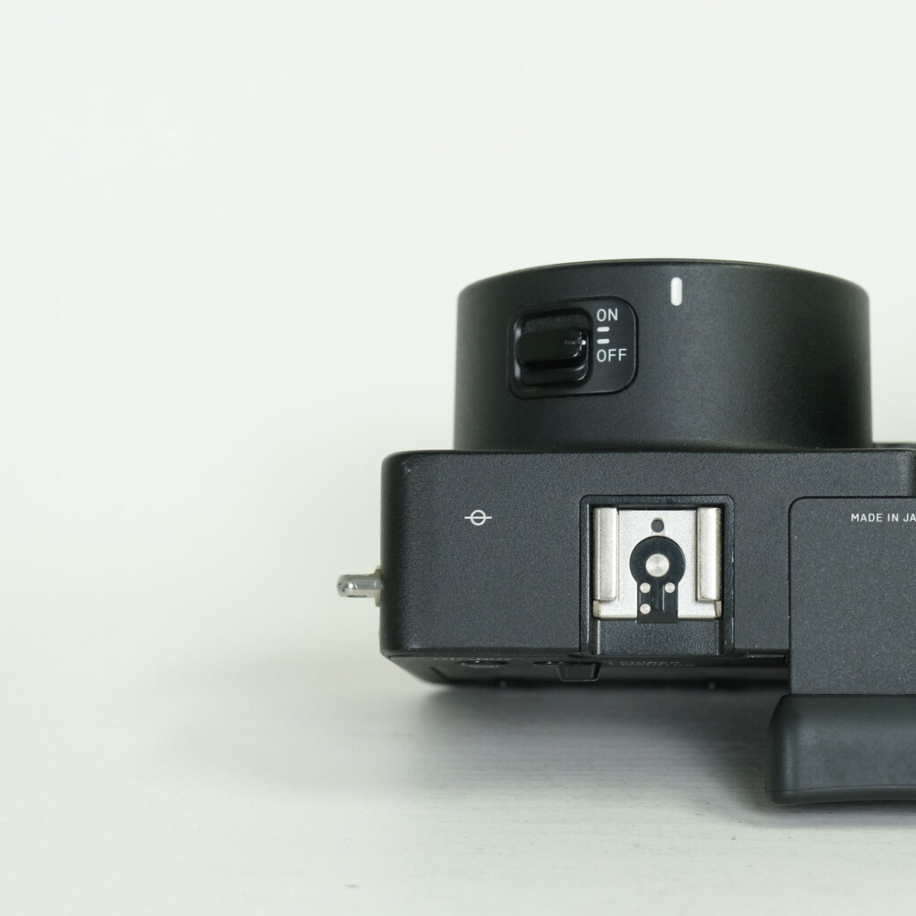 SIGMA sd Quattro