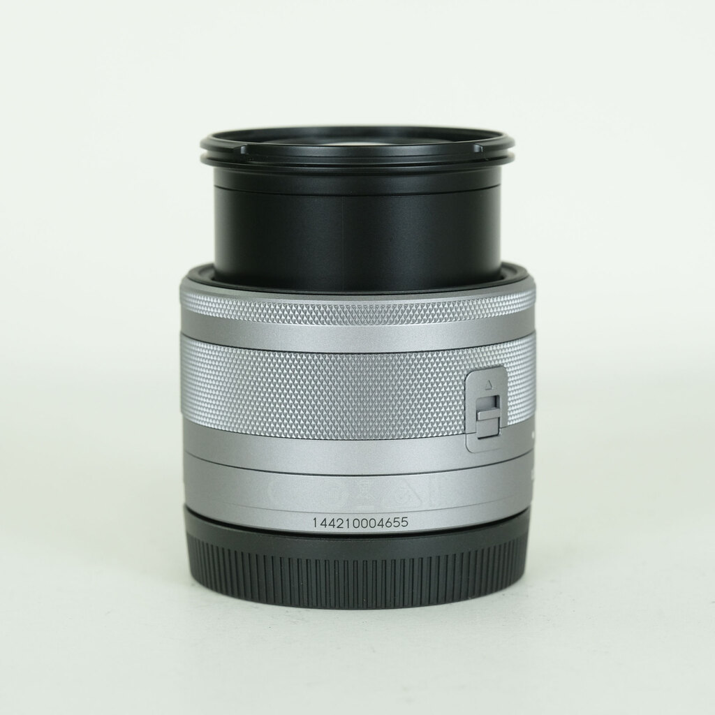 Canon EF-M15-45mm F3.5-6.3 IS STM Canon EF-M15-45mm F3.5-6.3 IS STM