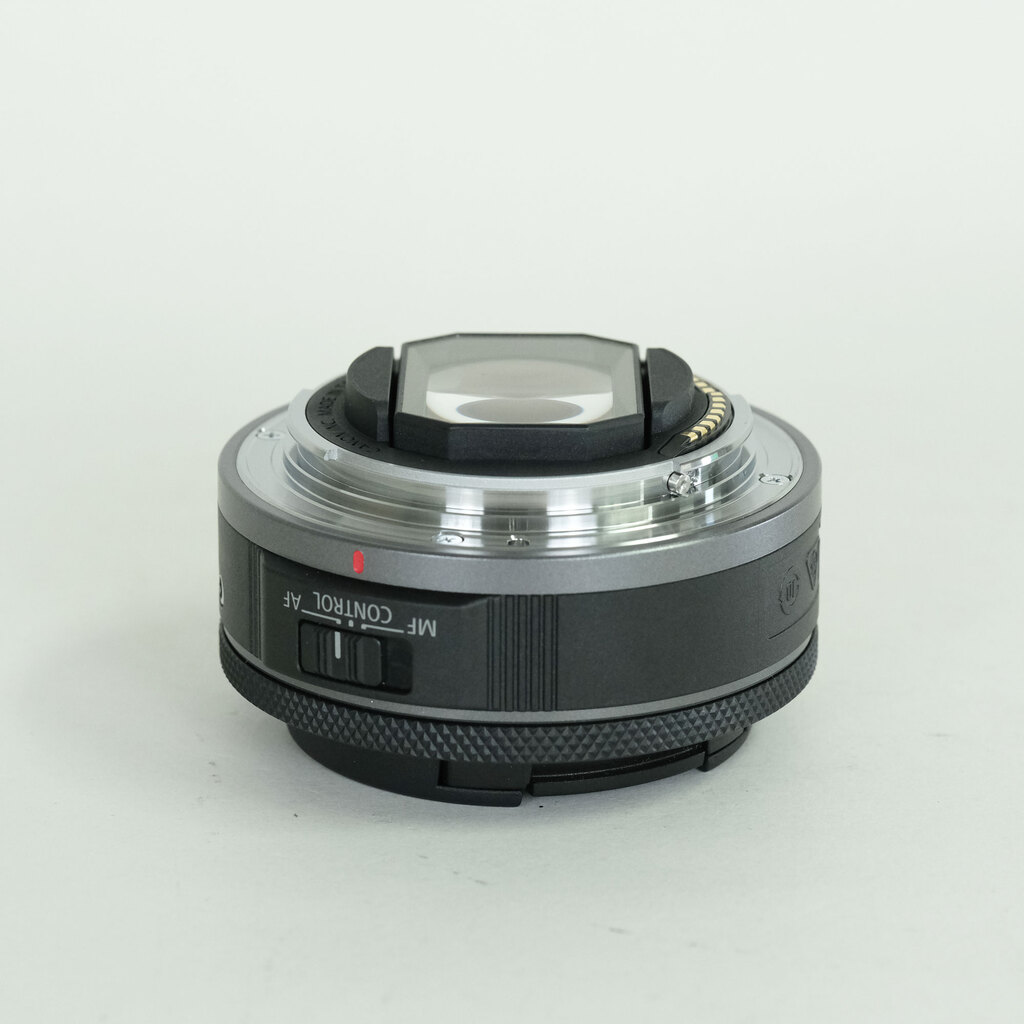 Canon RF28mm F2.8 STM
