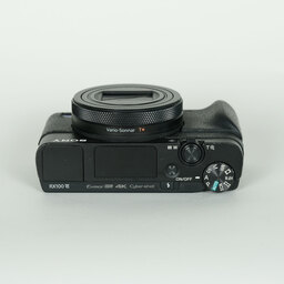 SONY Cyber-shot DSC-RX100M6 SONY Cyber-shot DSC-RX100M6