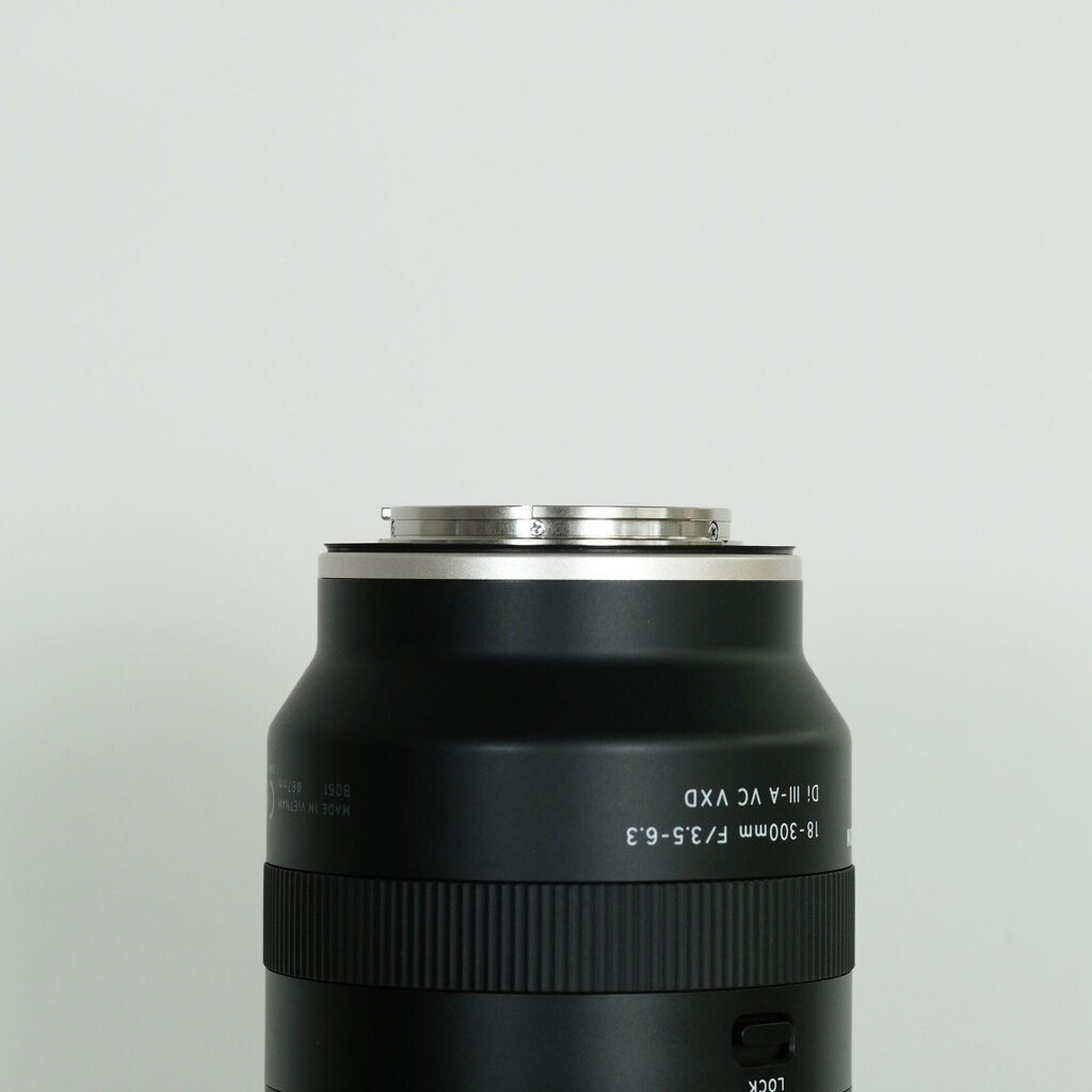 TAMRON 18-300mm F/3.5-6.3 Di III-A VC VXD (Model B061) [ソニーE用]