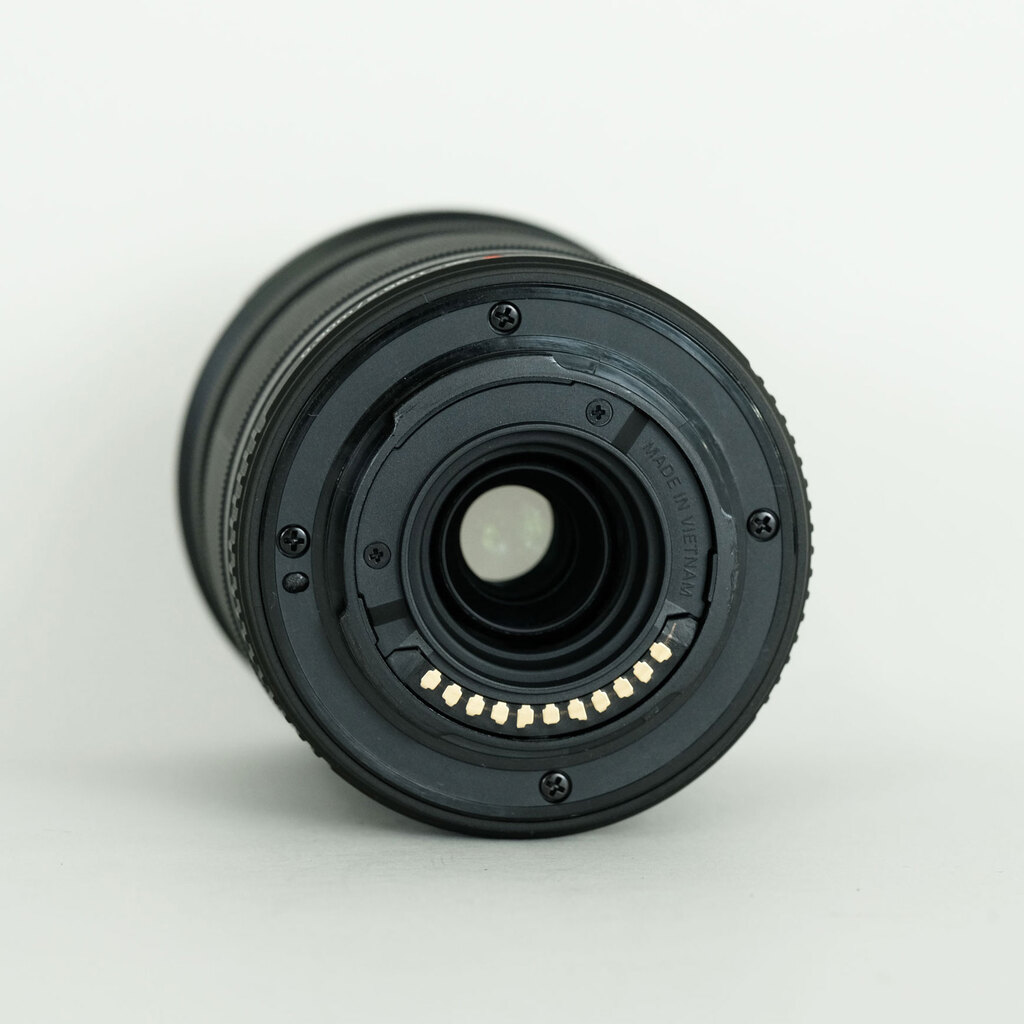 OLYMPUS M.ZUIKO DIGITAL ED 40-150mm F4.0-5.6 R OLYMPUS M.ZUIKO DIGITAL ED 40-150mm F4.0-5.6 R