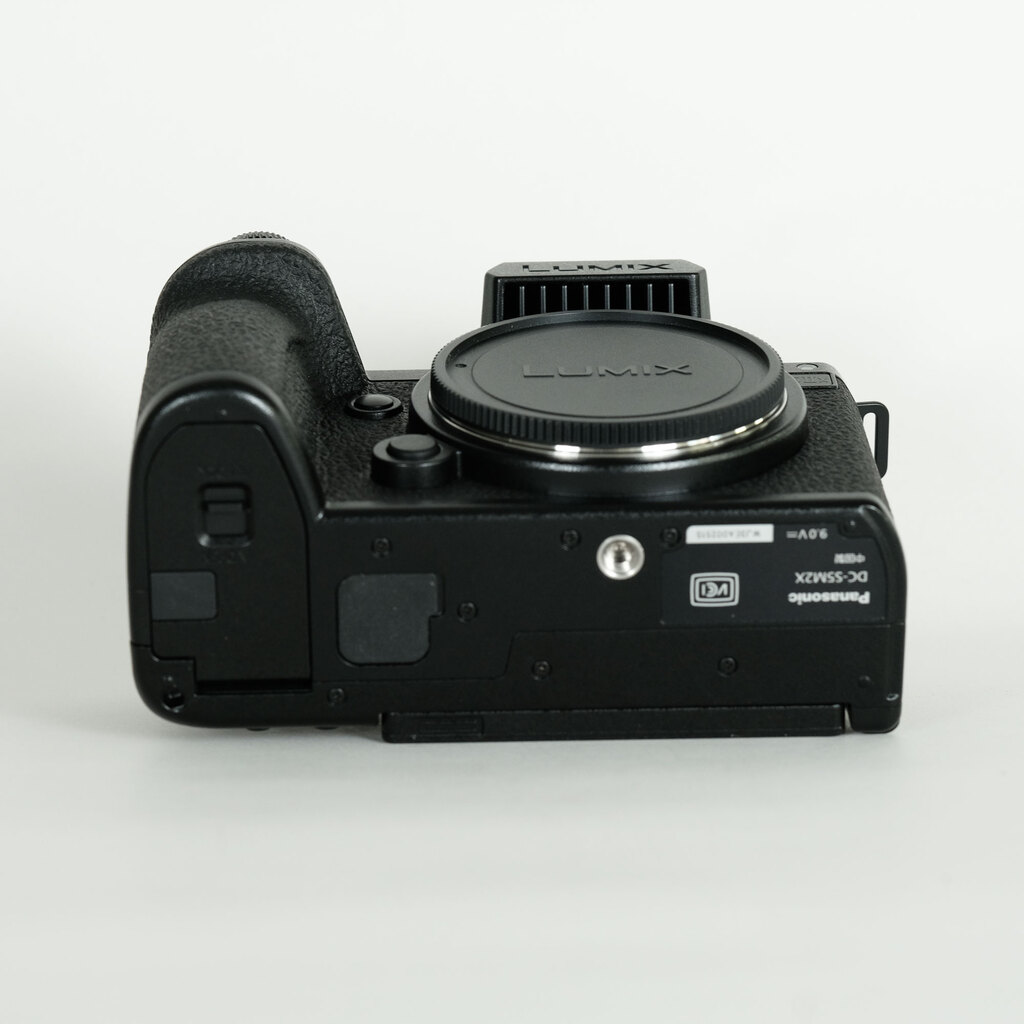 Panasonic LUMIX S5IIX ボディ DC-S5M2X ブラック Panasonic LUMIX S5IIX ボディ DC-S5M2X ブラック