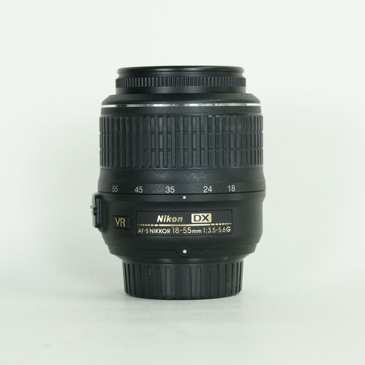 Nikon AF-S DX NIKKOR 18-55mm F3.5-5.6 G VR
