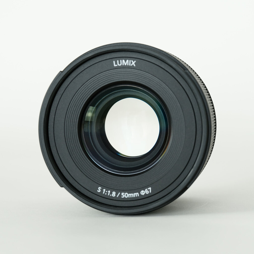 Panasonic LUMIX S 50mm F1.8 Panasonic LUMIX S 50mm F1.8
