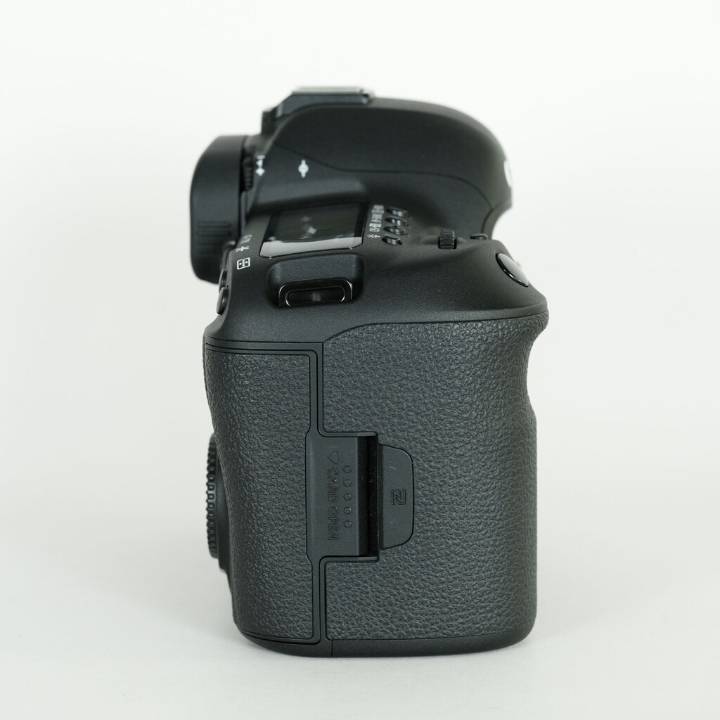 Canon EOS 5D Mark IV