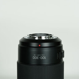 Panasonic LUMIX G VARIO 100-300mm / F4.0-5.6 II / POWER O.I.S.