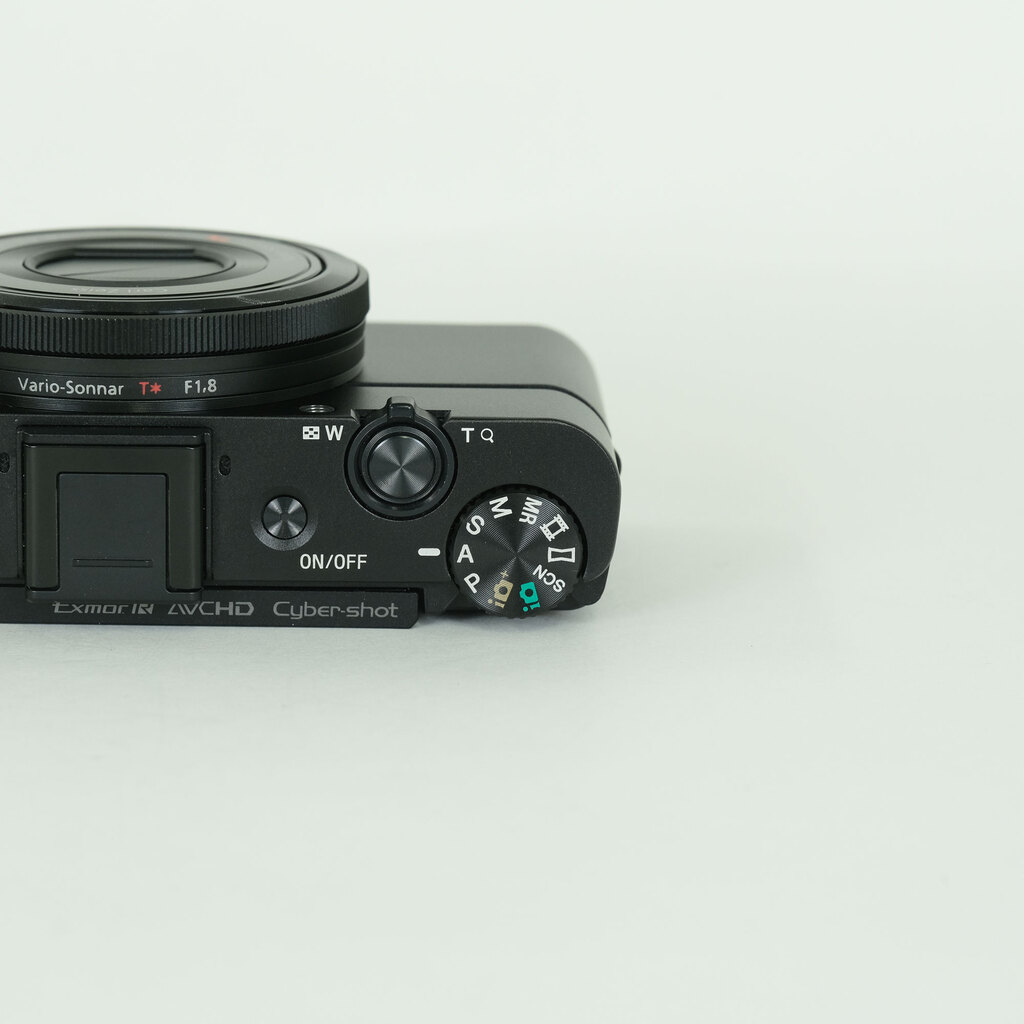 SONY Cyber-shot DSC-RX100M2