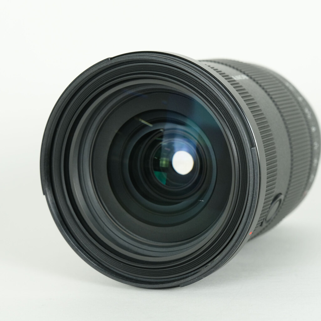 SONY FE 24-70mm F2.8 GM II SEL2470GM2の出品 | ONE SCENE（ワンシーン）