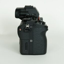 SONY α7 II（ILCE-7M2）
