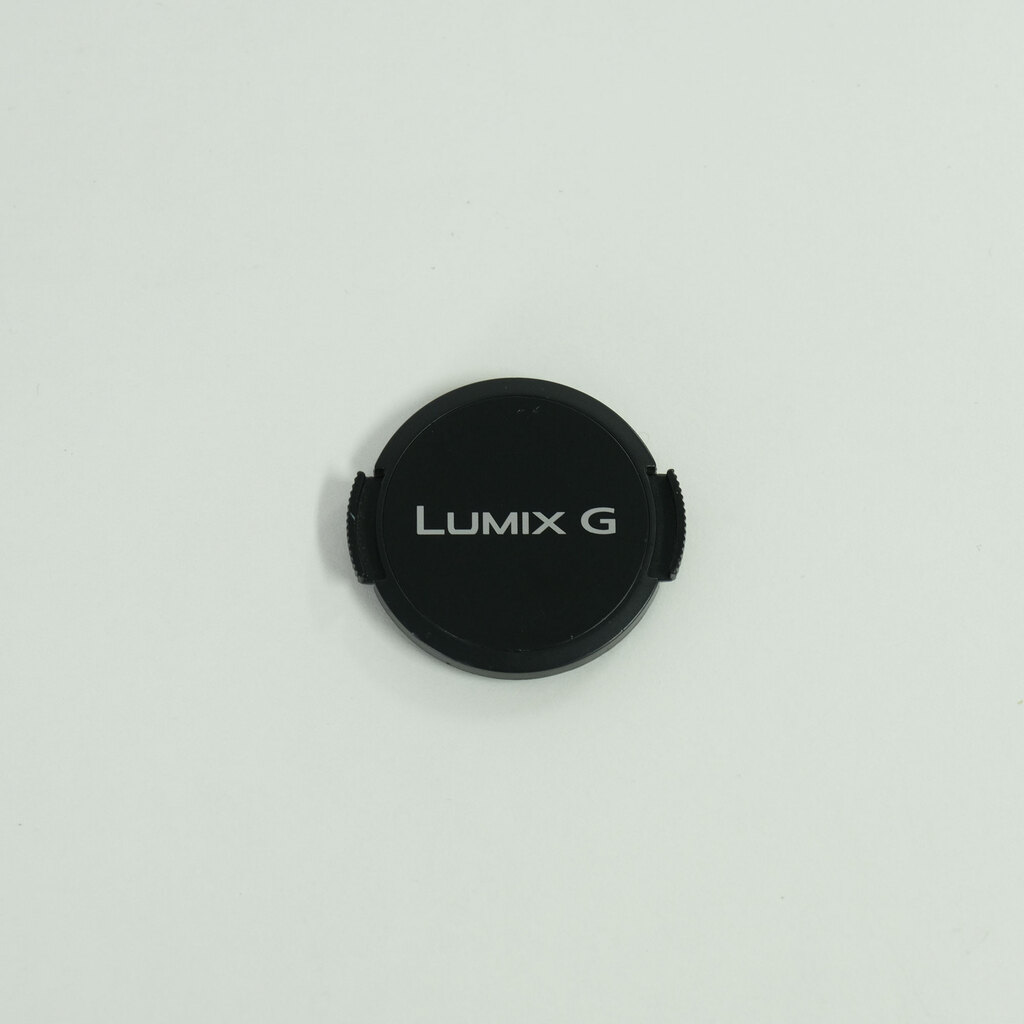 Panasonic LUMIX G 42.5mm / F1.7 ASPH. / POWER O.I.S.