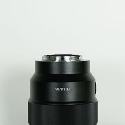 SONY FE 85mm F1.8 SEL85F18