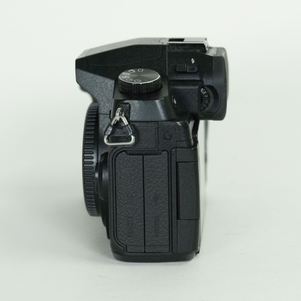 Panasonic LUMIX DMC-G8 Panasonic LUMIX DMC-G8