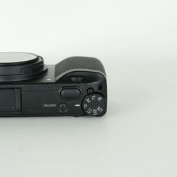 RICOH GR IIIx