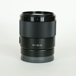 SONY FE 35mm F1.8 SEL35F18F