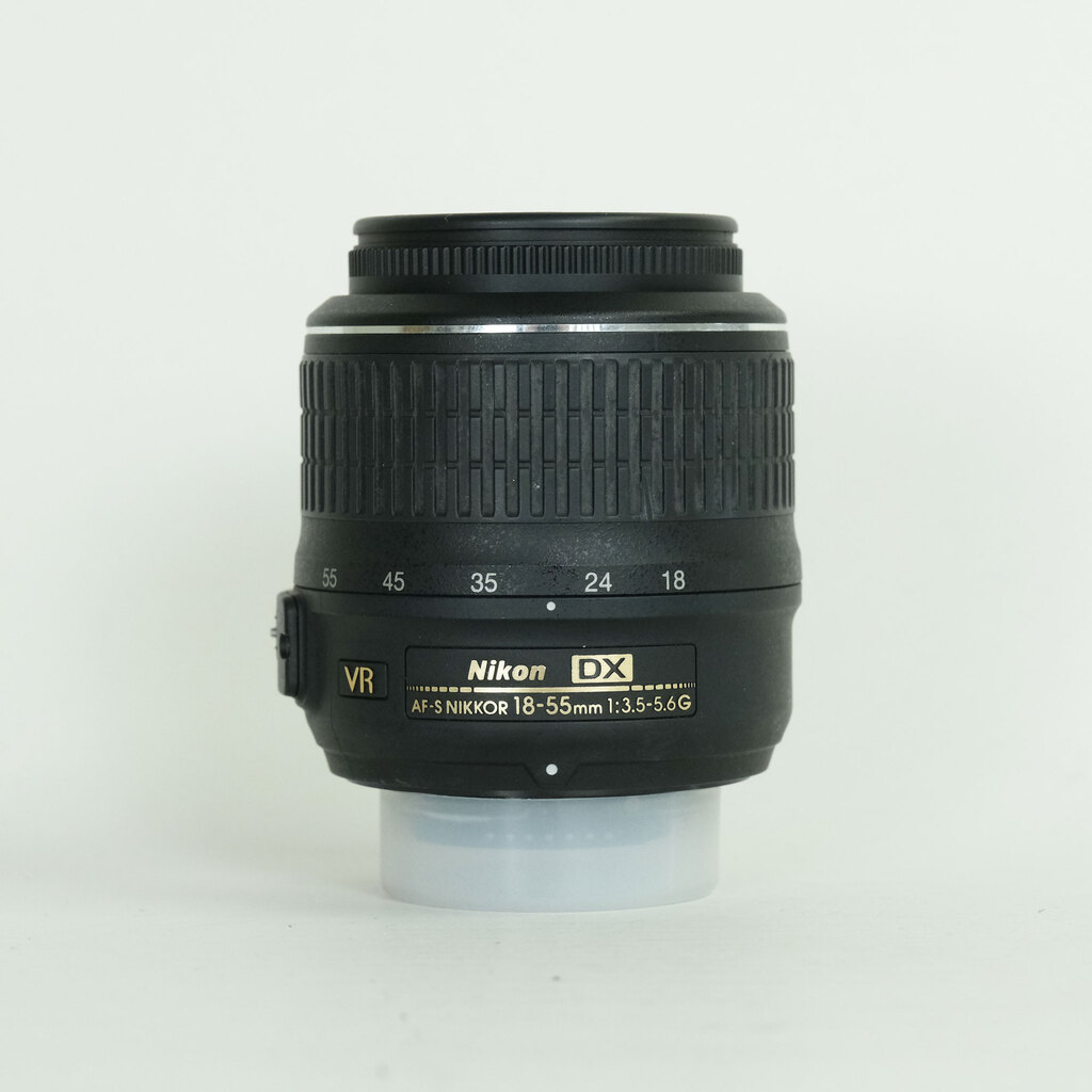 Nikon AF-S DX NIKKOR 18-55mm F3.5-5.6 G VR