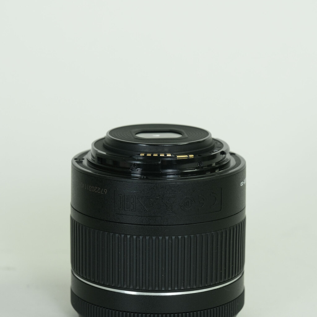 Canon EF-S18-55mm F4-5.6 IS STM