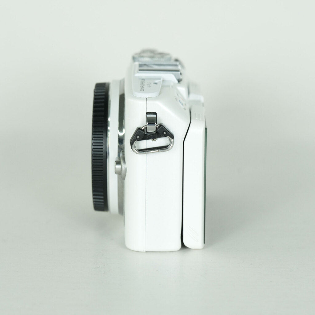 OLYMPUS PEN Lite E-PL6 ボディ ホワイト