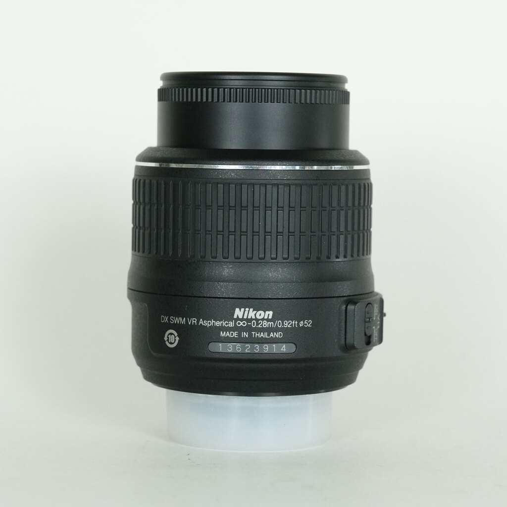 Nikon AF-S DX NIKKOR 18-55mm F3.5-5.6 G VR