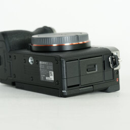 SONY α7C II（ILCE-7CM2）