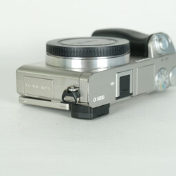 SONY α6000(ILCE-6000) SONY α6000(ILCE-6000)