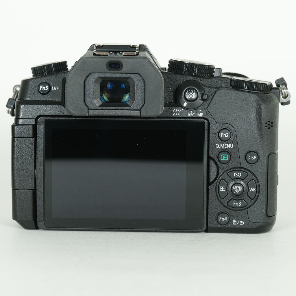 Panasonic LUMIX DMC-G8 Panasonic LUMIX DMC-G8