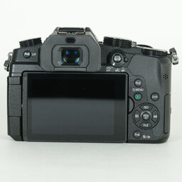 Panasonic LUMIX DMC-G8 Panasonic LUMIX DMC-G8