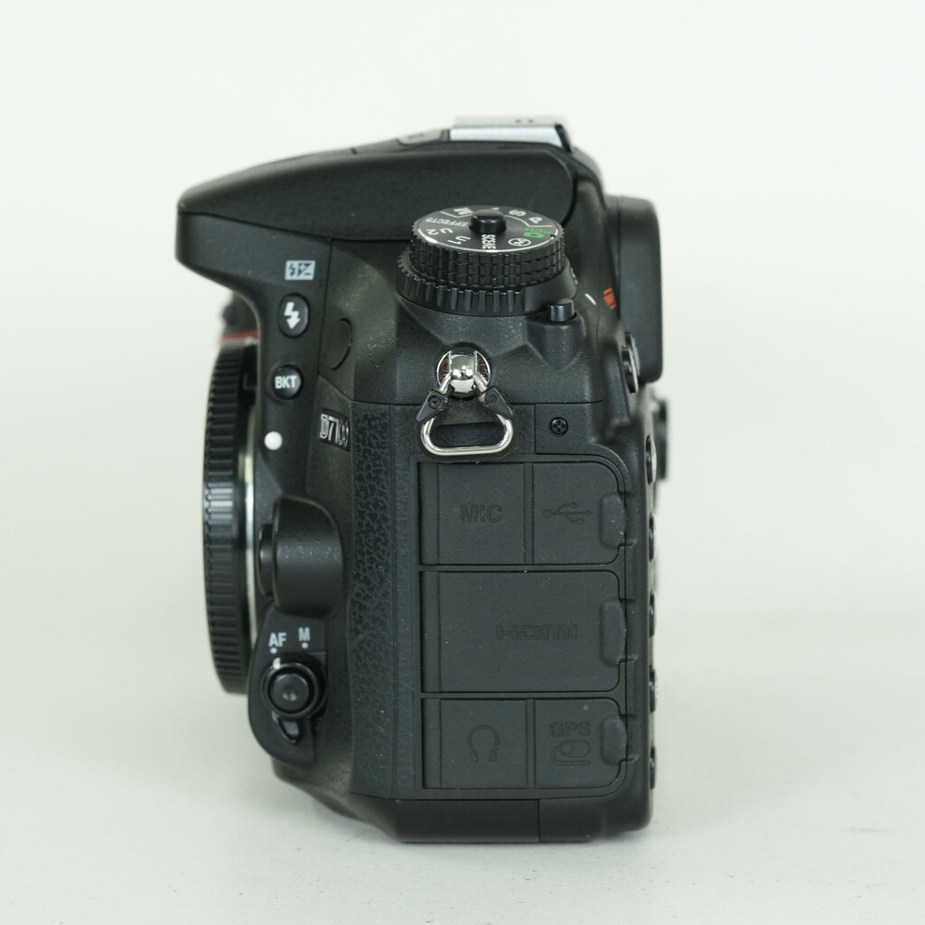 Nikon D7100 Nikon D7100