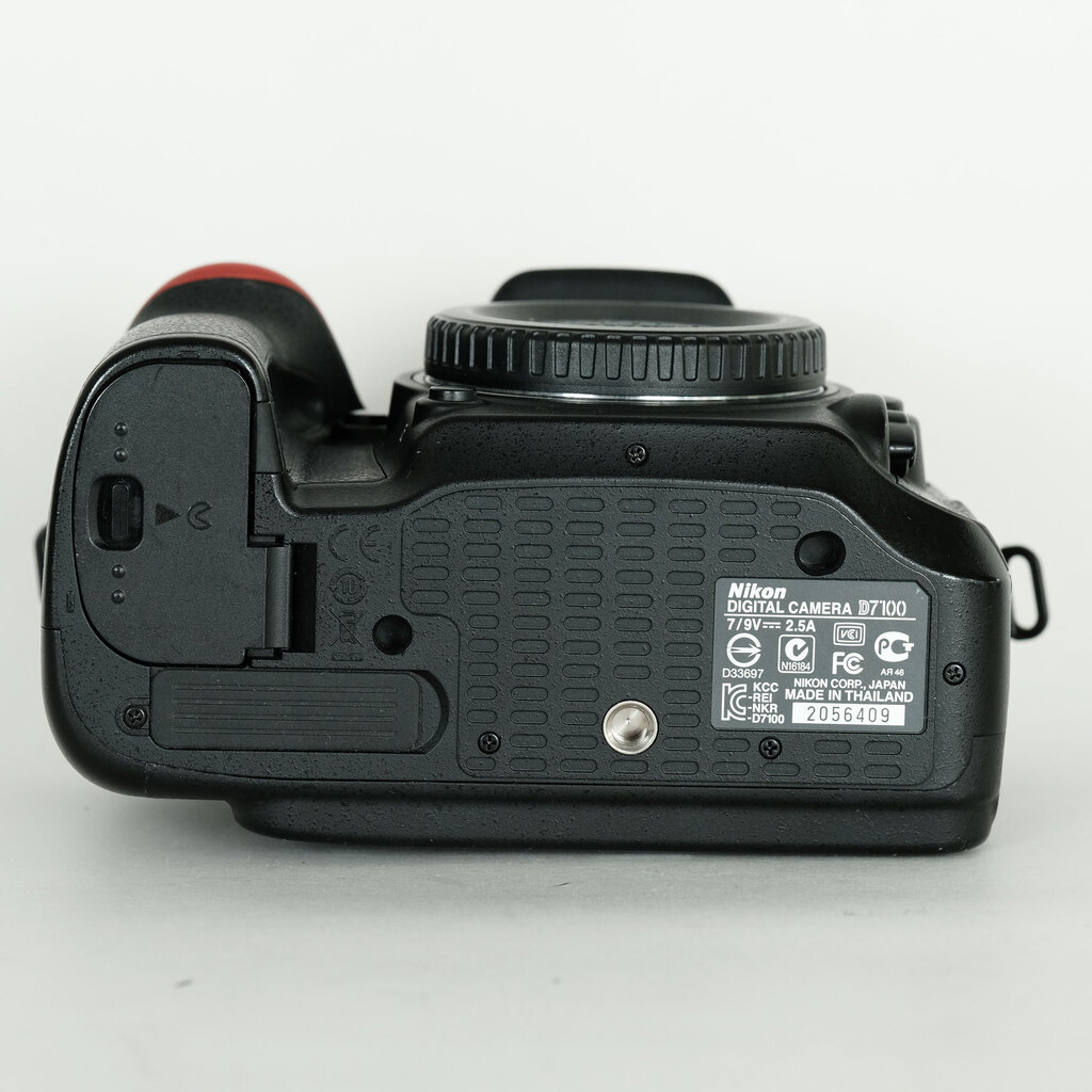 Nikon D7100